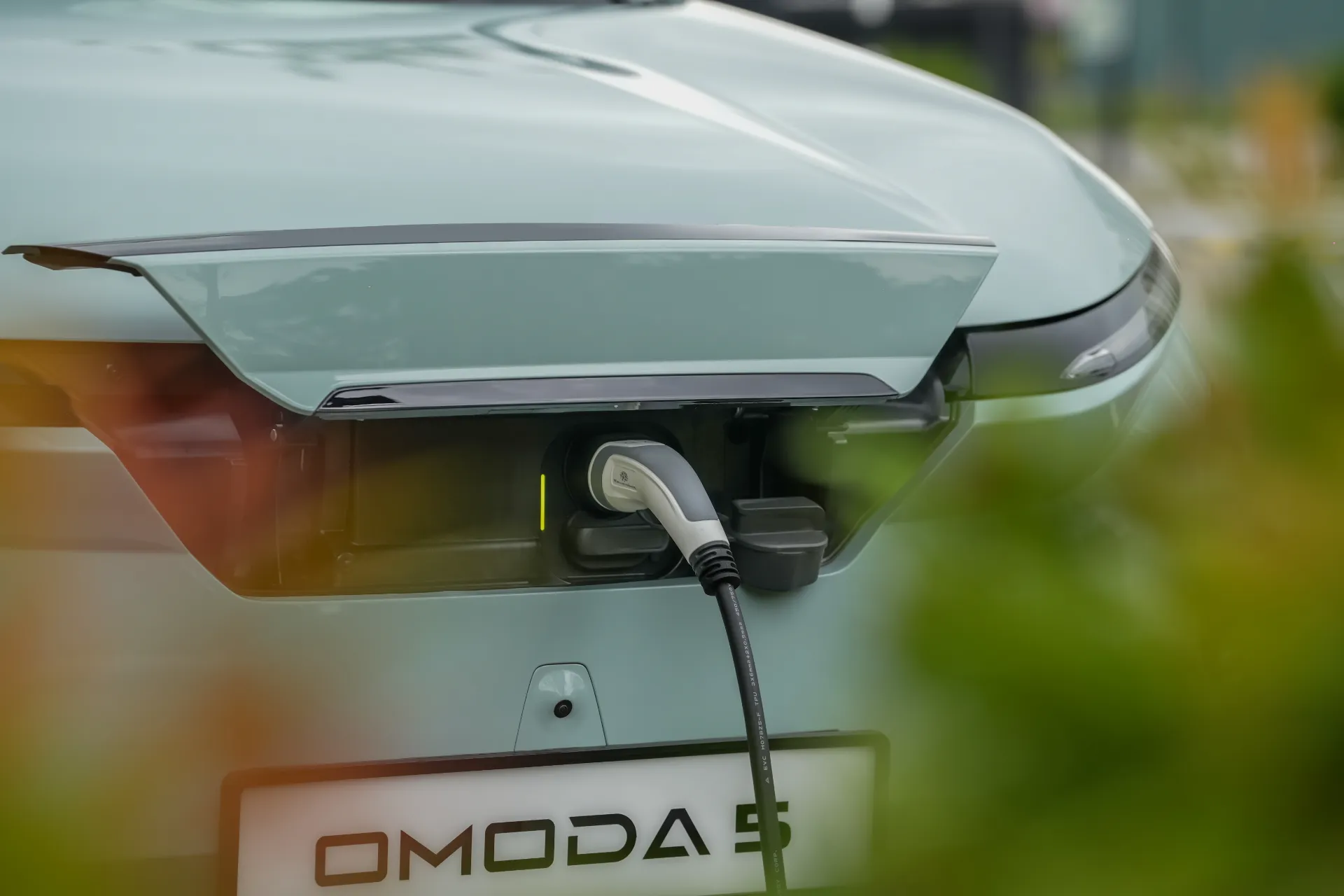 omodae5-engine-moodshot-v2.webp